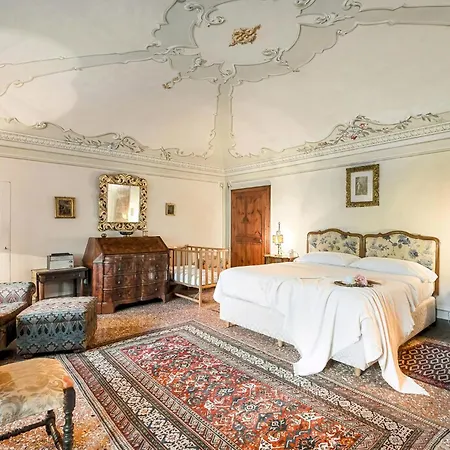 Historic With Natural Pool In Casa vacanze