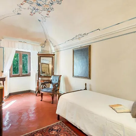 Historic With Natural Pool In Pontremoli