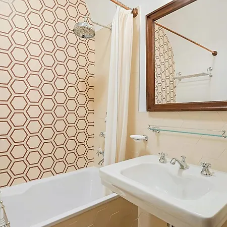 Historic With Natural Pool In Pontremoli